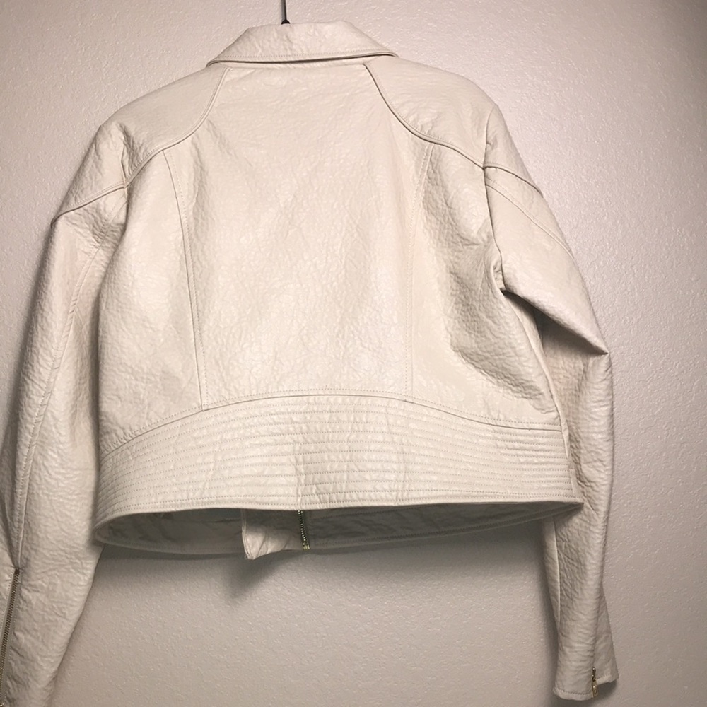 Andrew Marc NEW Faux Leather Moto Jacket Beige - Picture 5 of 5